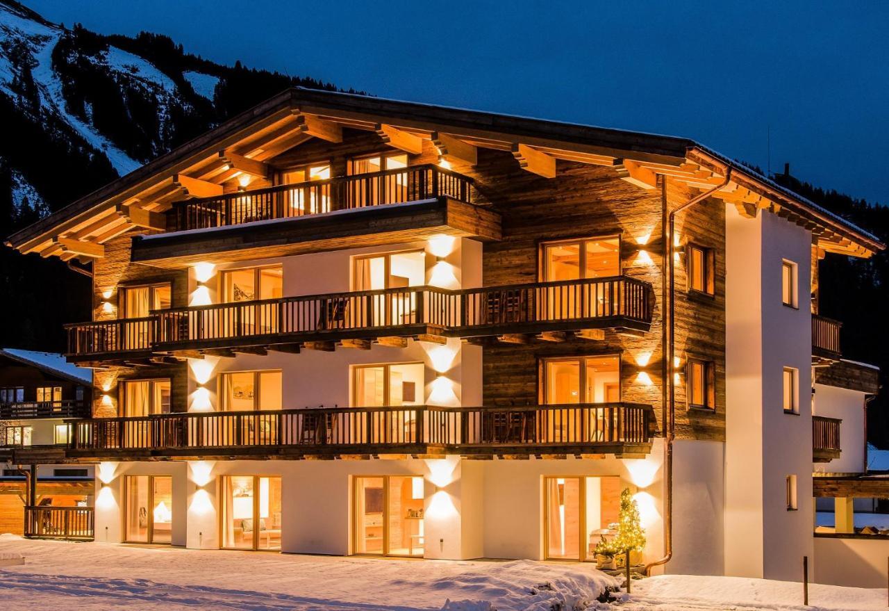 Alpdeluxe-Apartments Holzgau Kültér fotó